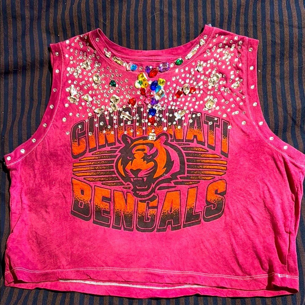SWAROVSKI & RHINESTONE EMBELLISHED TEE